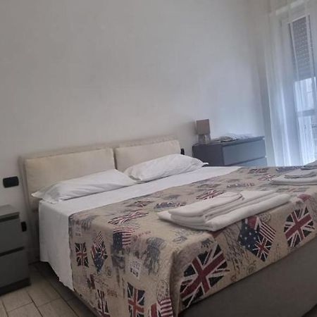 皮亚琴察Casa Adriana公寓 外观 照片
