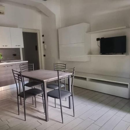 皮亚琴察Casa Adriana公寓 外观 照片