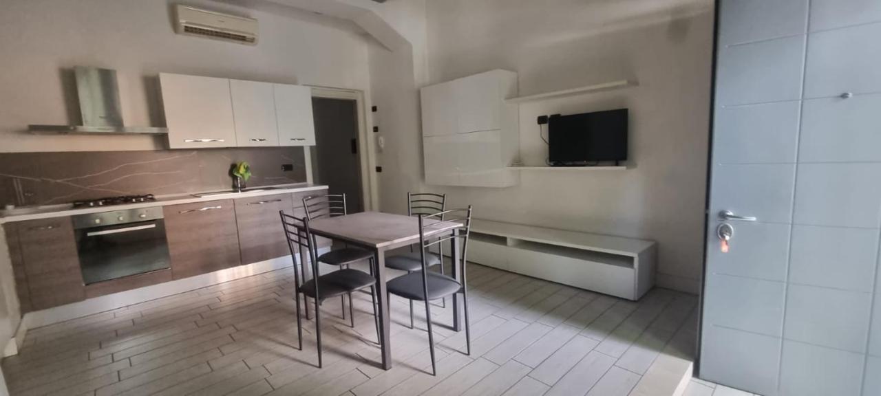 皮亚琴察Casa Adriana公寓 外观 照片